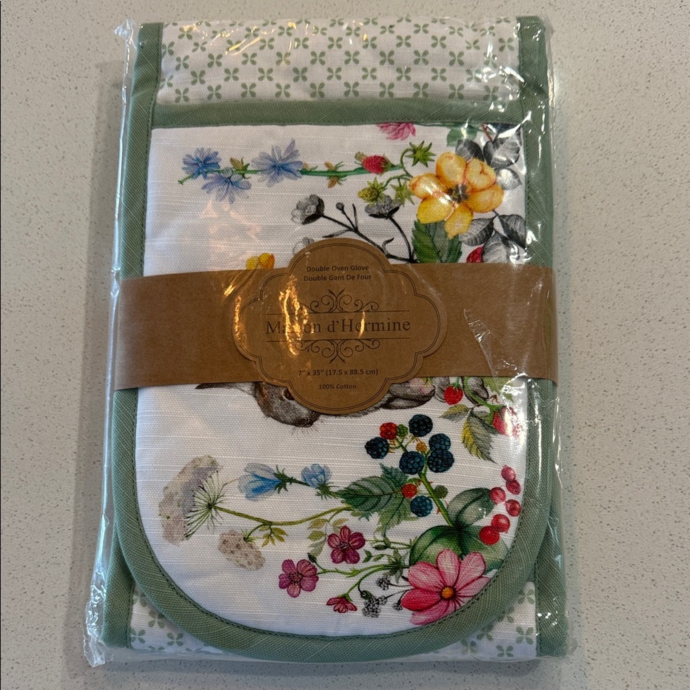 NIP Maison D’ Hermine 7 x 35 Cotton Floral Double Oven Glove